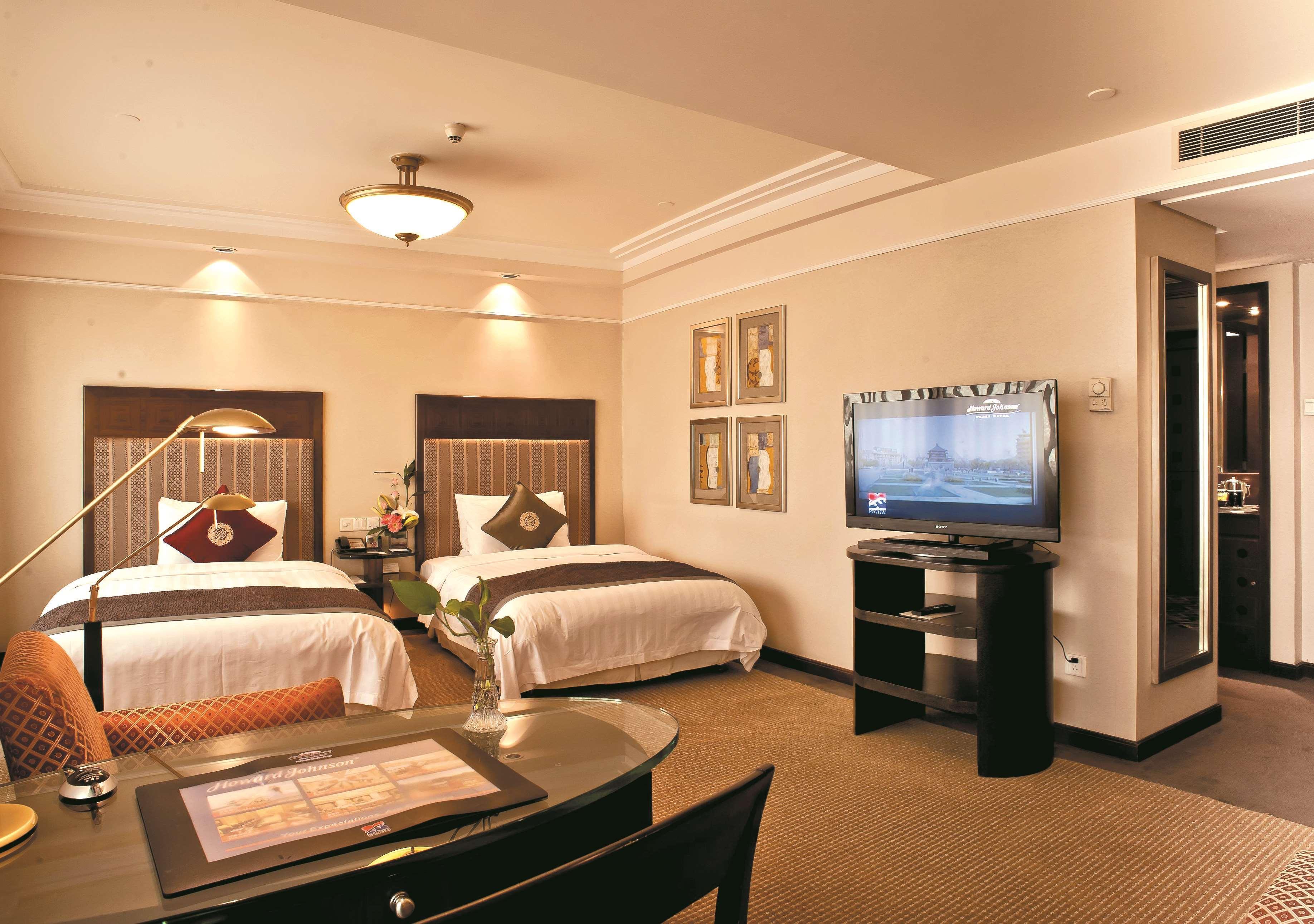 Howard Johnson Ginwa Plaza Hotel Xi'an  Extérieur photo